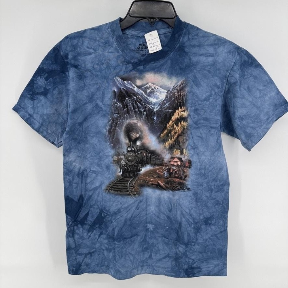 The Mountain Shirt Mens XL Blue Train Railroad Cheyenne WY Graphic Tee